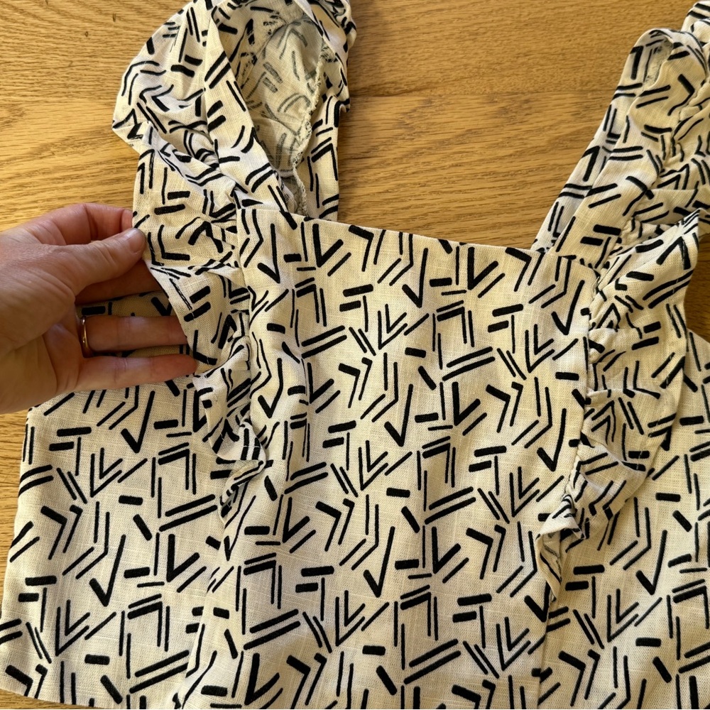 Linen Crop Top S Like New | Mud Cloth Print Black & White Geometric - Picture 3 of 9